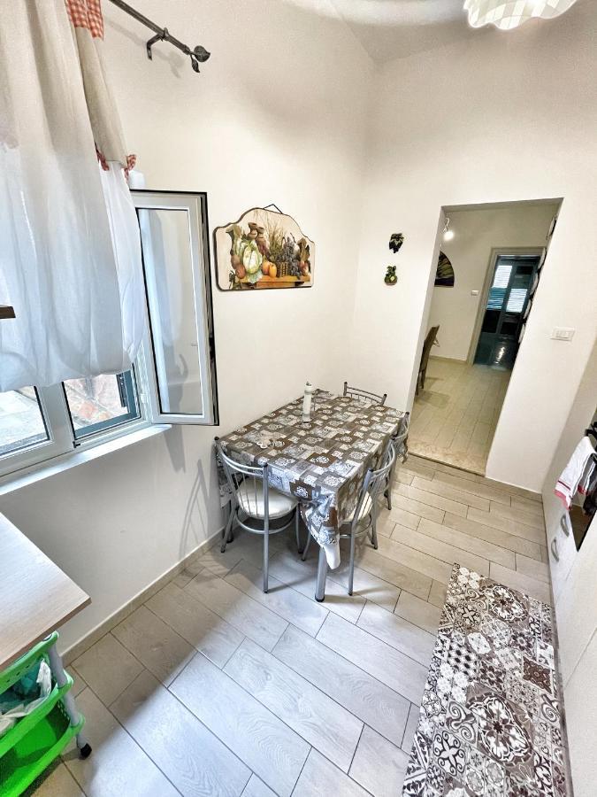 Casa Sicilia Apartment ปาแลร์โม ภายนอก รูปภาพ